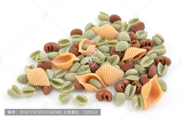 三色意大利面殼