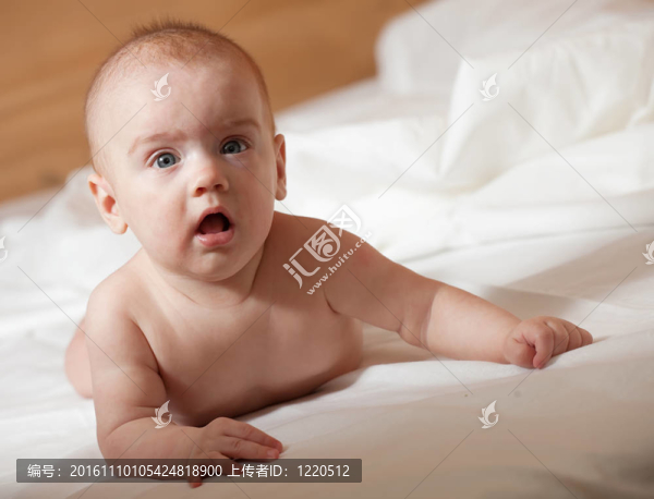 5個月大的女嬰