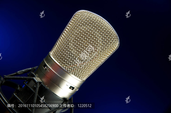 樂譜架上的聲音麥克風錄音