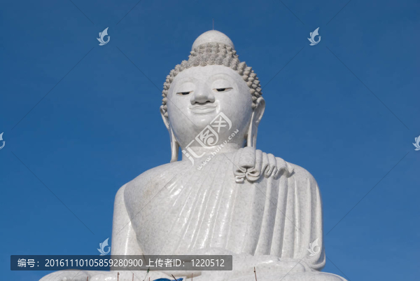 泰國(guó)普吉島巨大的大理石大佛