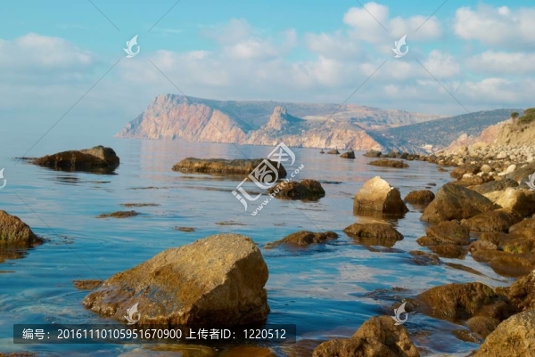 海邊的石頭