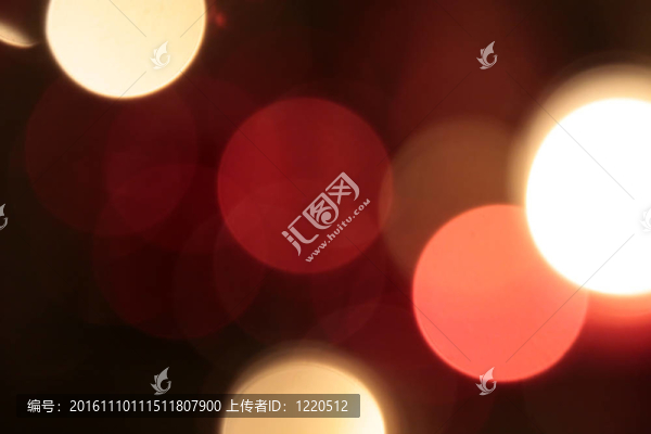 圣誕樹上的抽象燈