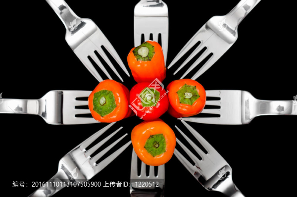 辣椒和叉子