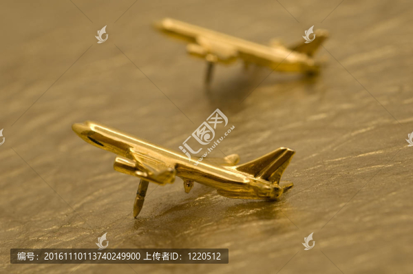 兩金層