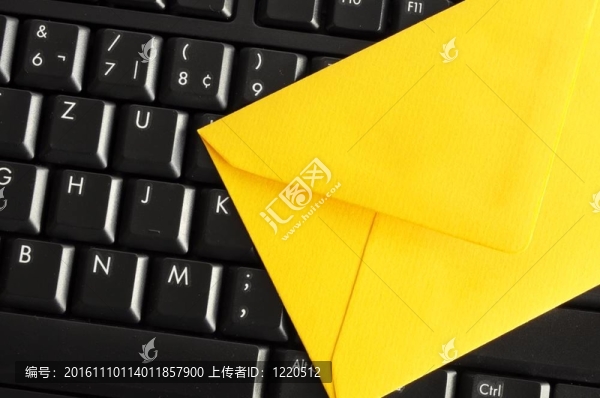 電子郵件