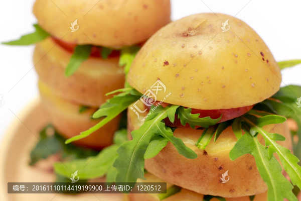 火箭土豆塔