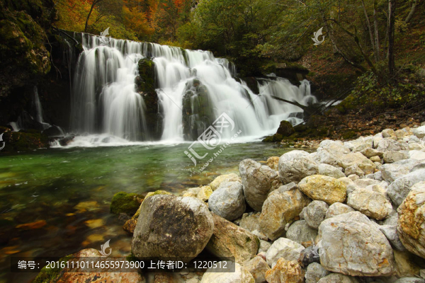 秋天的場(chǎng)景