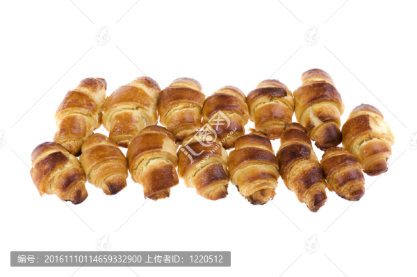 新鮮的牛角包
