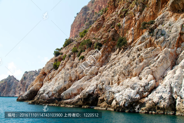 土耳其的巖石和地中海