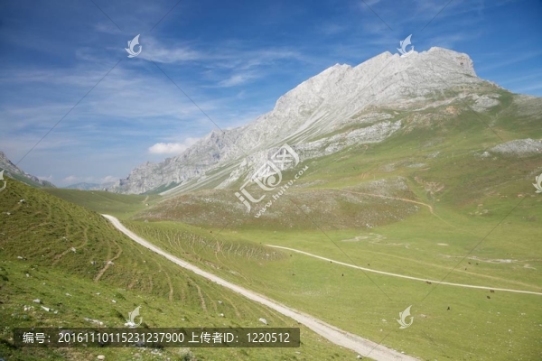 在坎塔布連谷路徑