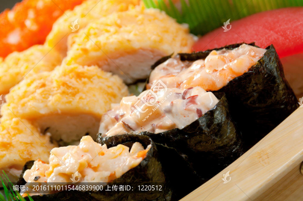 煙熏魚壽司卷