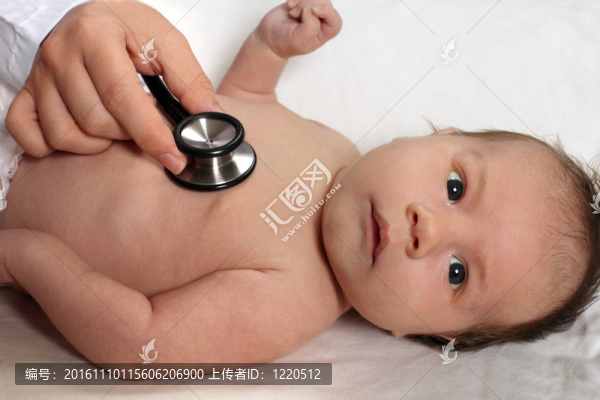 醫(yī)生和嬰兒