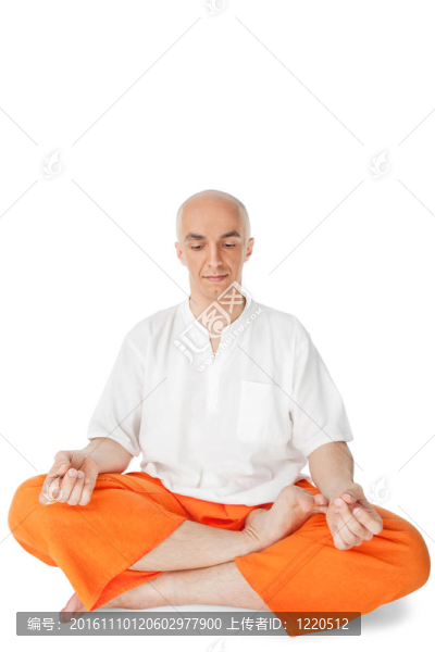 男子蓮花瑜伽冥想