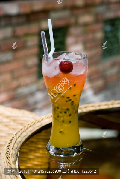 激情水果雞尾酒飲料