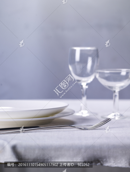 餐桌