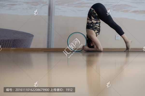 輪瑜伽-匯圖網(wǎng) www.fosd68.com 輪瑜伽