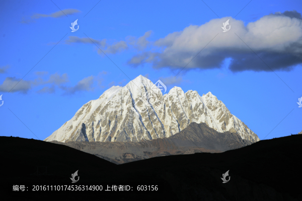 雅拉山