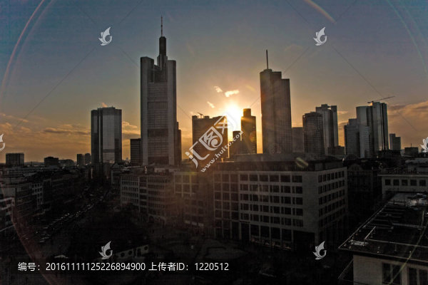 法蘭克福的摩天樓日落