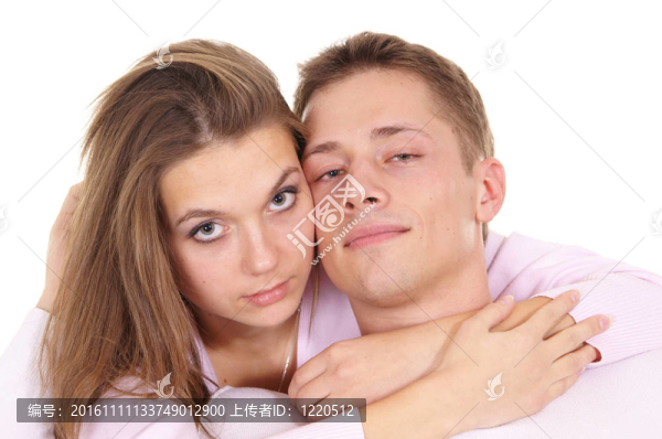 可愛(ài)的年輕夫婦