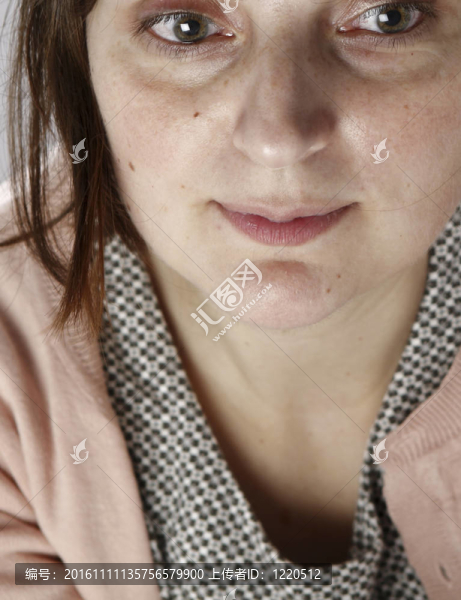 一個(gè)年輕女子傷心portret