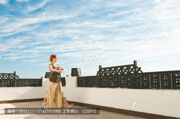瑜伽舞蹈