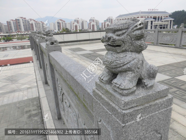 石獅子