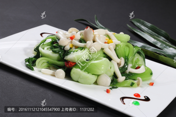 蘑菇炒小白菜