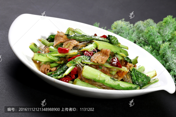 小白菜炒肉