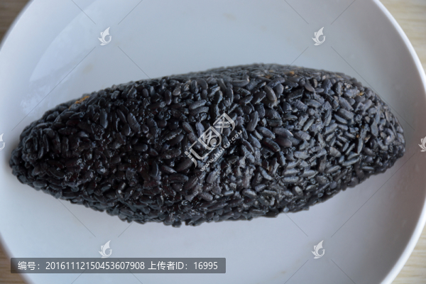 烏飯團(tuán)