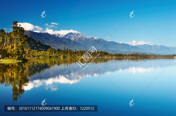 美麗的湖