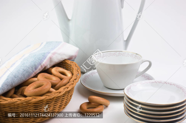 茶具和百吉餅