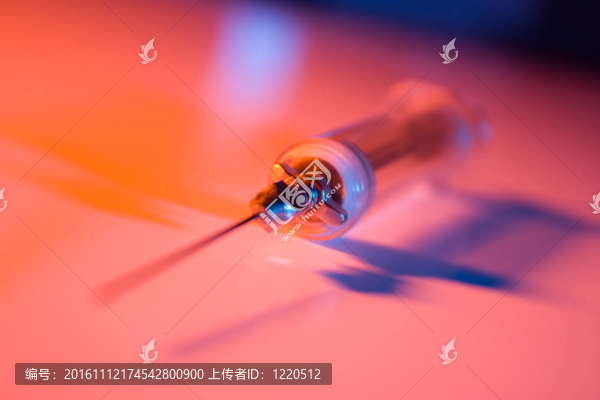 舊玻璃注射器