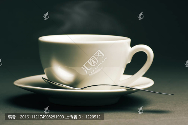 一杯熱咖啡