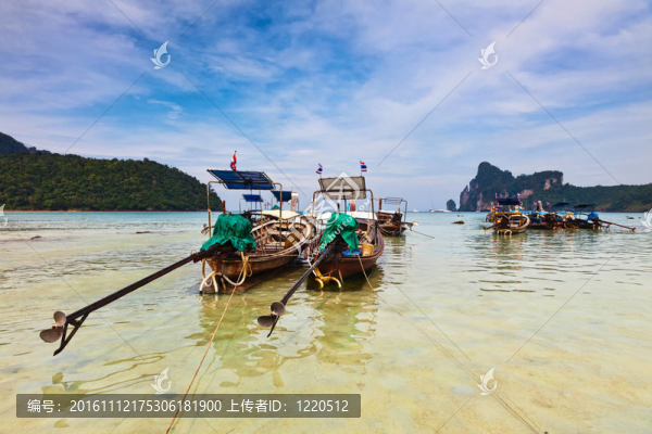 在披披島Longboats；泰國