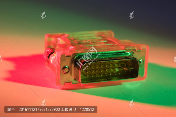 電腦插頭