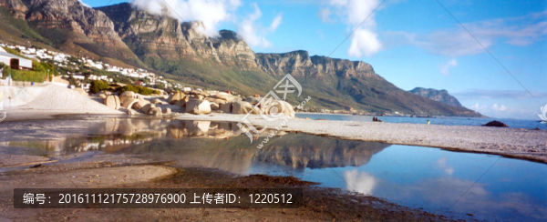 開普敦的十二使徒；在海灘上的水反射在美國的開普敦；在