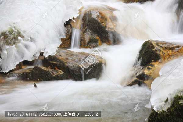 小溪