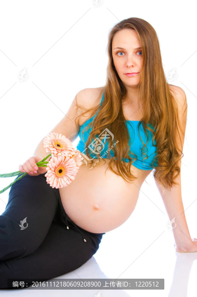 懷孕的女孩