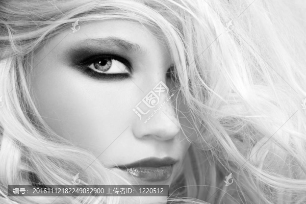 金發(fā)女郎