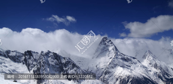 全景的山