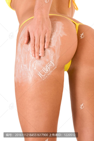 婦女護(hù)膚霜在腿部和臀部
