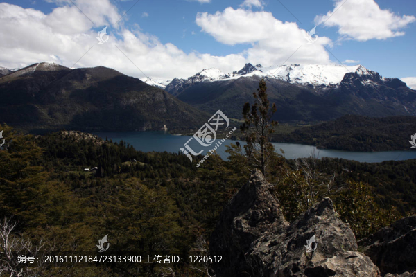 看Bariloche