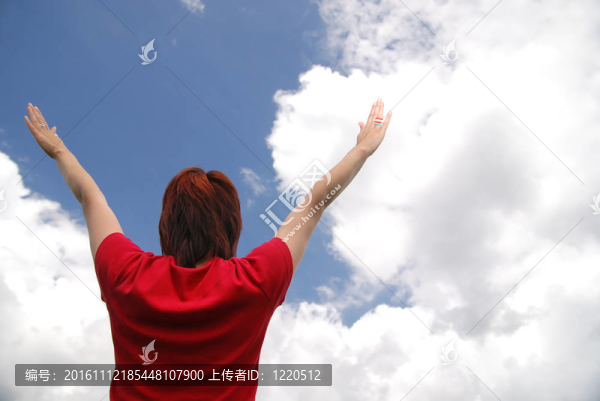 敞開雙臂lalaalaaa…..