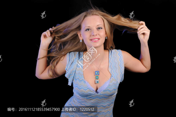 年輕的女孩