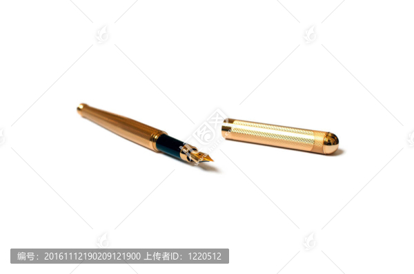 金色的鋼筆