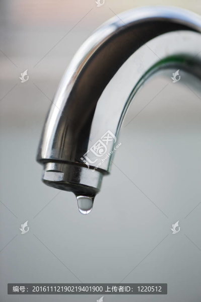 滴水的龍頭