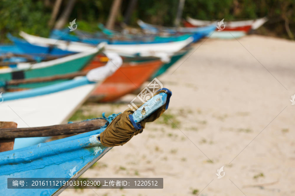 海灘上的漁船