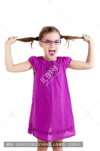 把頭發(fā)拔出來(lái)
