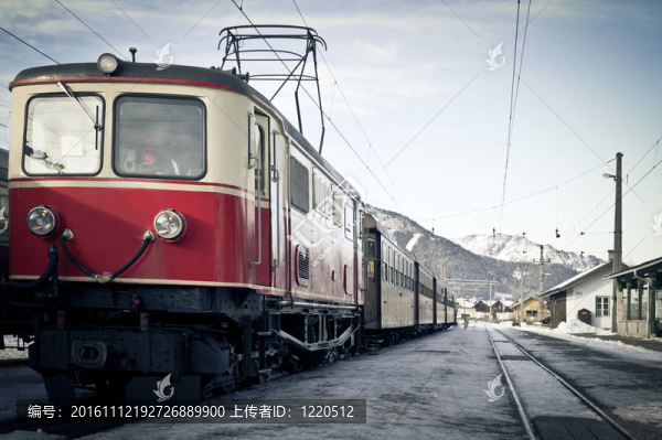 懷鄉(xiāng)病的火車