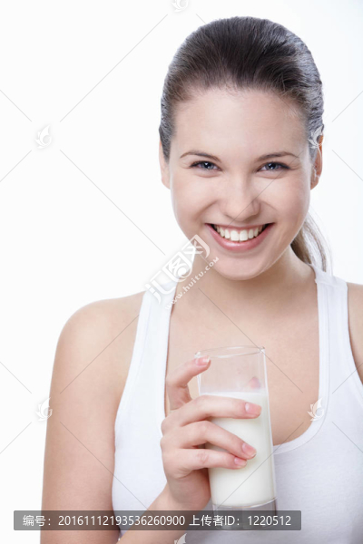 女孩奶